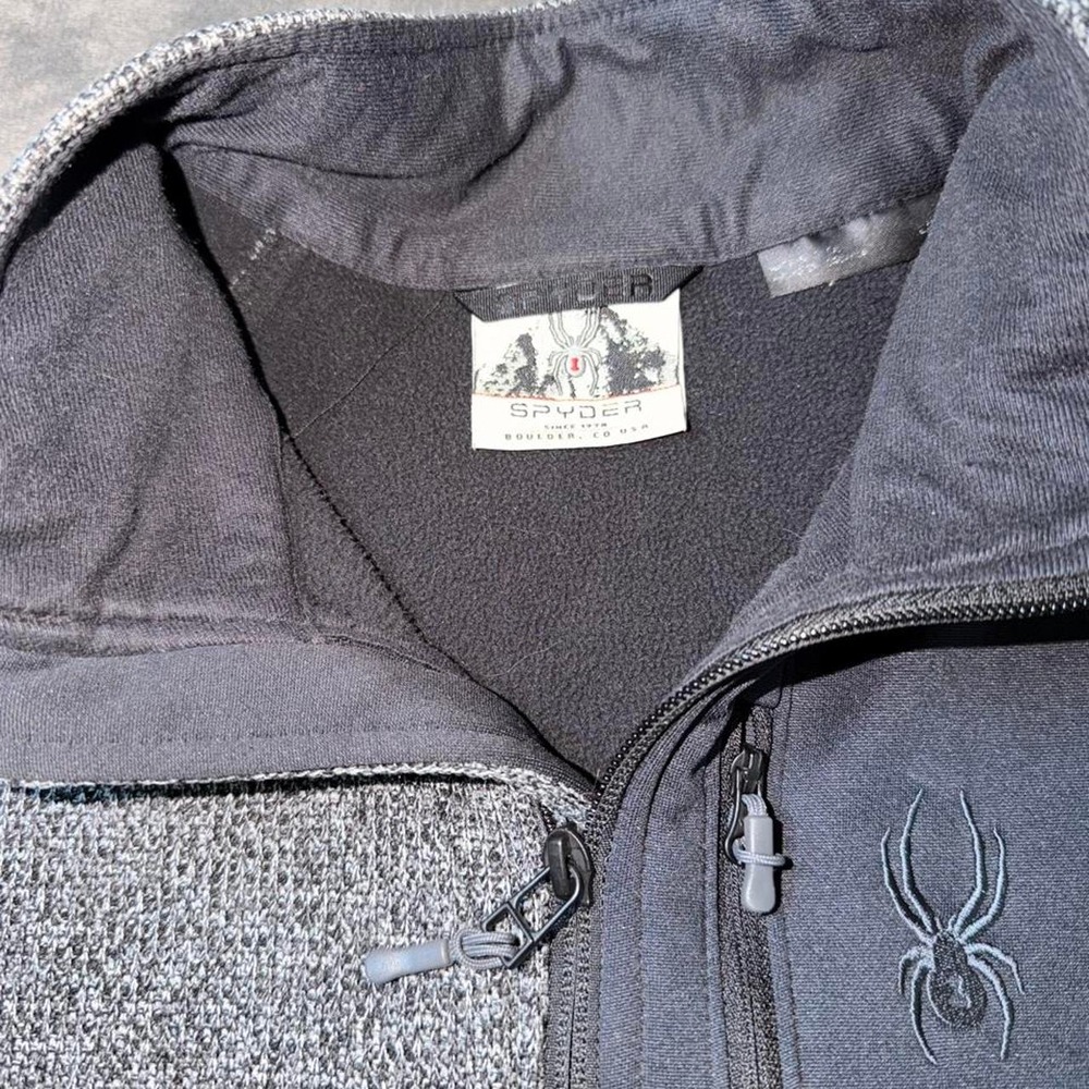 Spider Quarter Zip long sleeve sweater size L